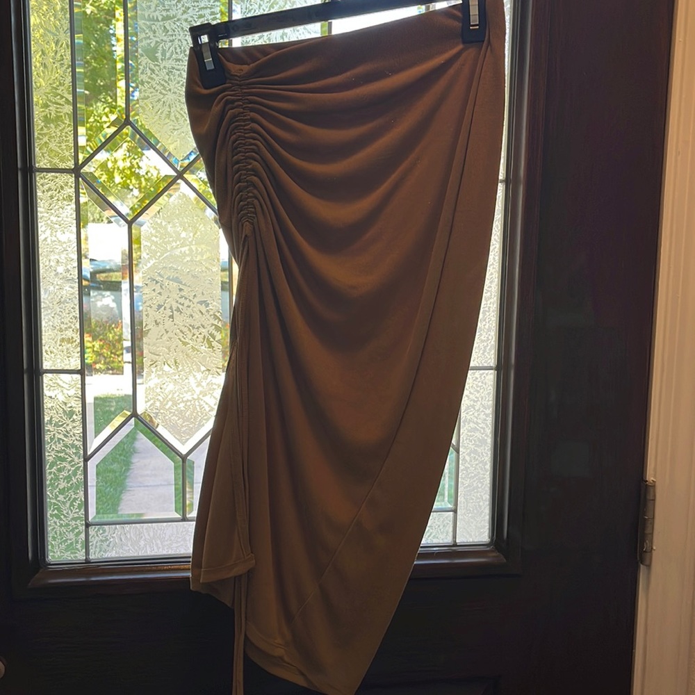 Scrunched skirt